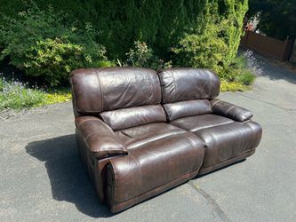Power reclining brown couch 87”L