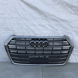 2018 2019 2020 AUDI Q5 FRONT GRILLE OEM USED 
