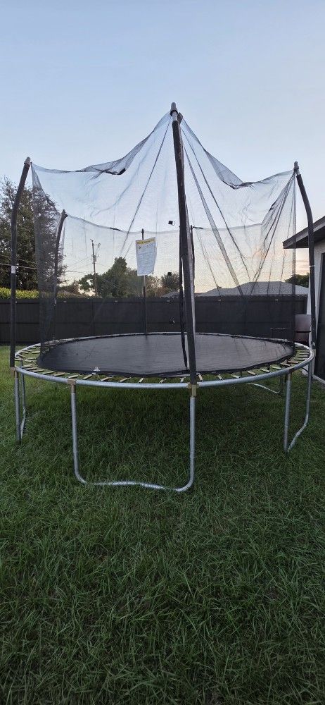 Trampoline