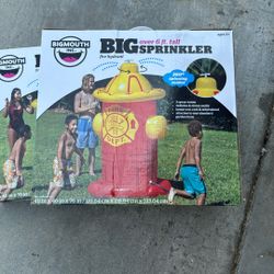 Big 6 ft  Sprinkler for getting wet