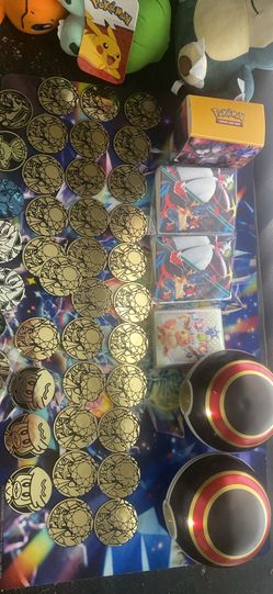 Pokémon Collector Accessory Lot – Plushies, Japanese Packs, Sleeves, Coins & More