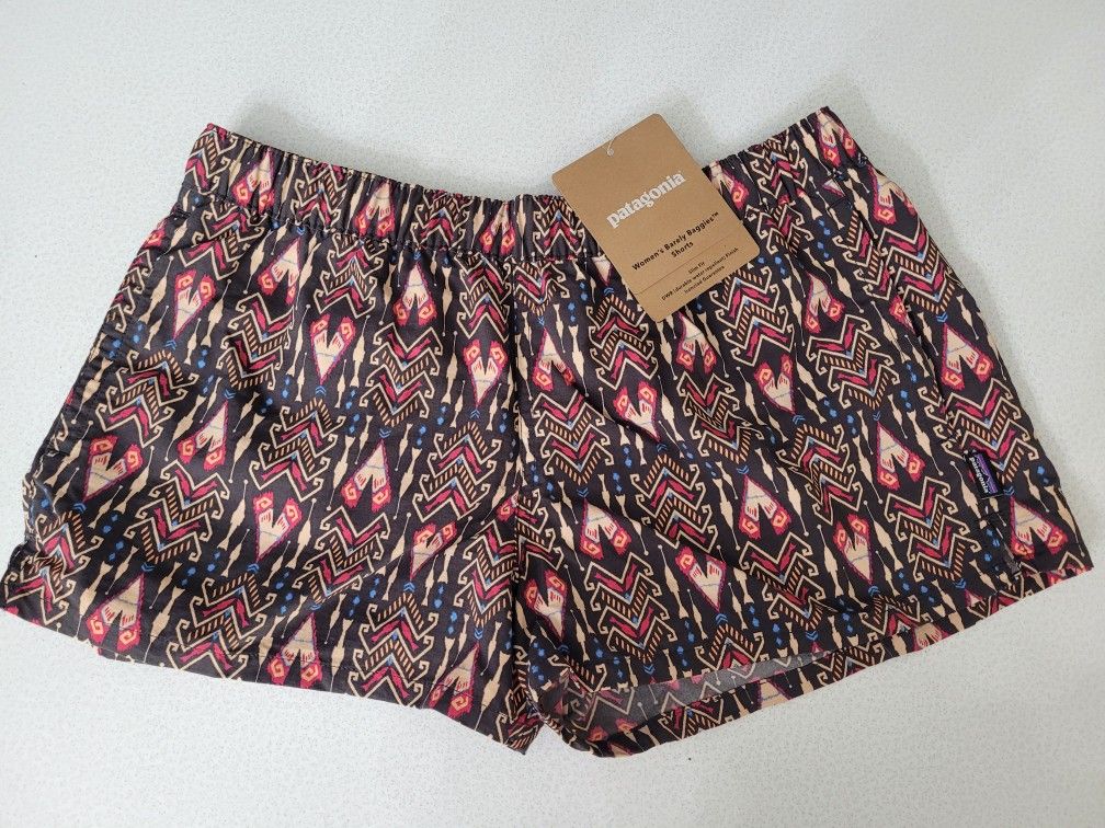 New Patagonia Women’s Barely Baggies Shorts Nylon Tribal Print Size Medium