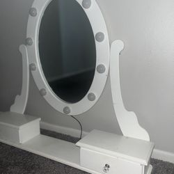 Vanity Mirror Dresser