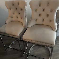 Bar Stools 