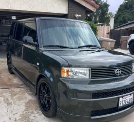 2005 Scion XB