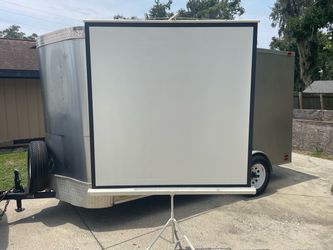 Portable pulldown screen with tripod stand