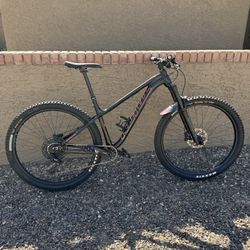 Kona Honzo DL Mountain Bike