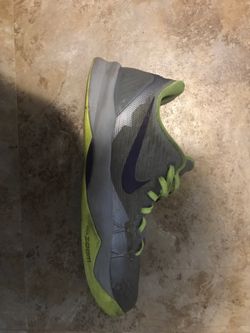 Kobe's size 9 and 11 come together as set