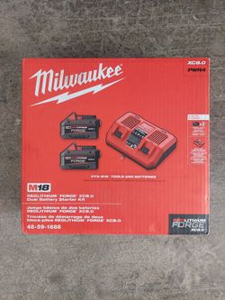 New Milwaukee FORGE 8.0 Ah Batteries with Dual Bay RAPID Charger M18