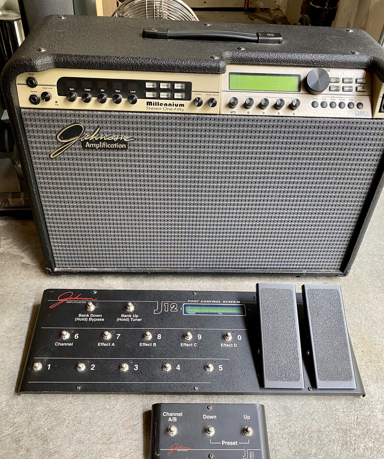 Johnson Millenium JM-150 2x12 Stereo Combo Guitar Amplifier with Amp Modelers and Effects