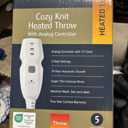Cozy Knit Heated Throw