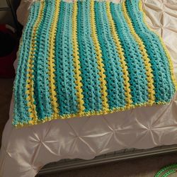 Bernat Baby Blanket 