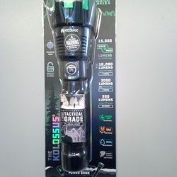 Kodiak The Kolossus Flashlight (15,000 lumens)
