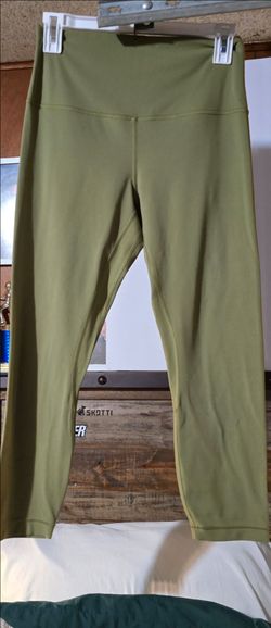 Lululemon  align  crop High-Waist Leggings