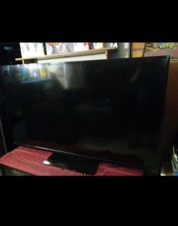 Big vizio tv with control
