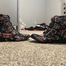 Floral Boots 