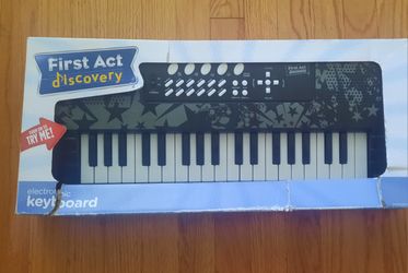 First Act Discovery Electronic Keyboard