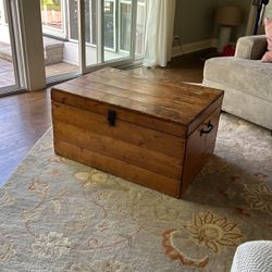 Awesome Coffee Table/trunk