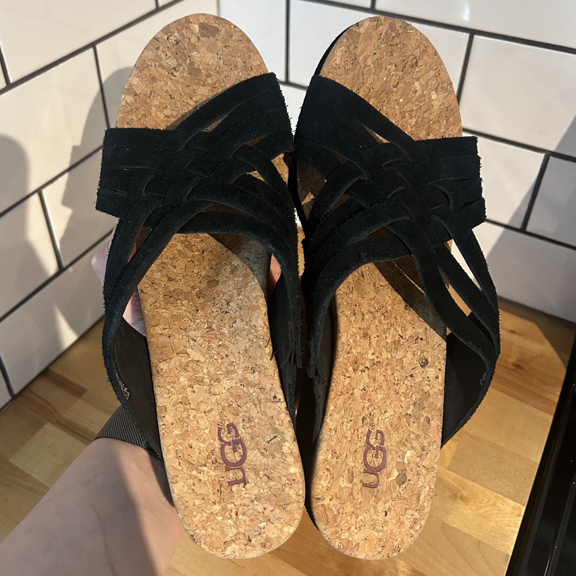 UGG | NEW Lilah Black Suede Wedge Slide Sandal