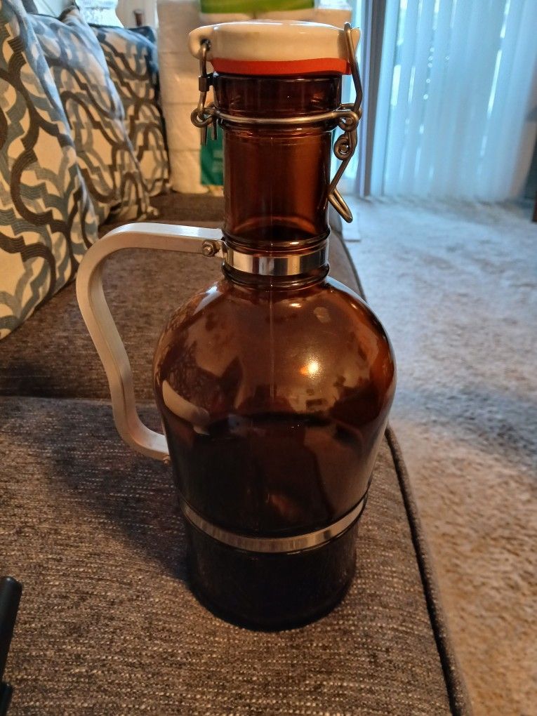 2Liter Brown Jug
