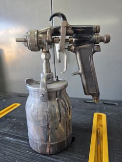 Binks Model 7 Spray Gun