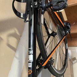  Contend Giant Speed Bike ML