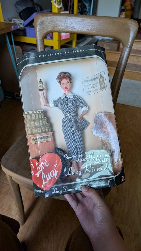 1997 Mattel Barbie I Love Lucy Doll - Lucy Does a TV Commercial Episode 30