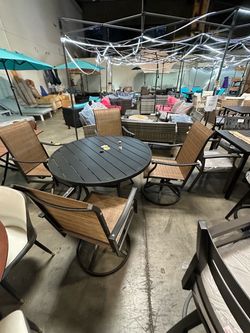 Moving Sales Starting at $195.00!!! New Outdoor Patio Dining Table Chair Set