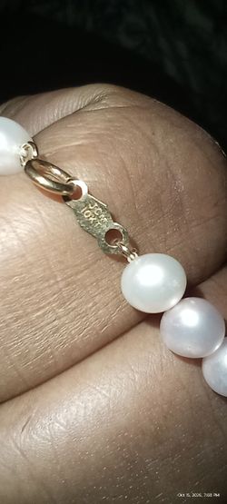 Pearl Necklace with 10KT Gold Clasp