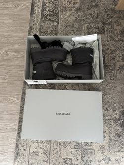 BALENCIAGA ALASKA NYLON BOOT 100% AUTHENTIC