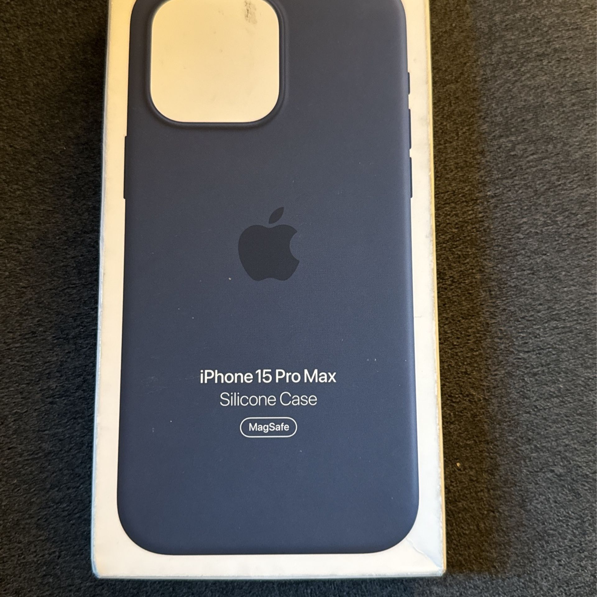 Apple iPhone 15 Pro Max Case