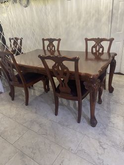 Dining Table Set