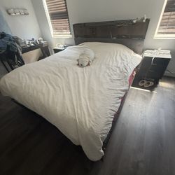 California King Bed 