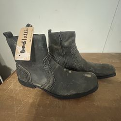 Bed Stu Revolution Gray Distressed Boot Size 11 