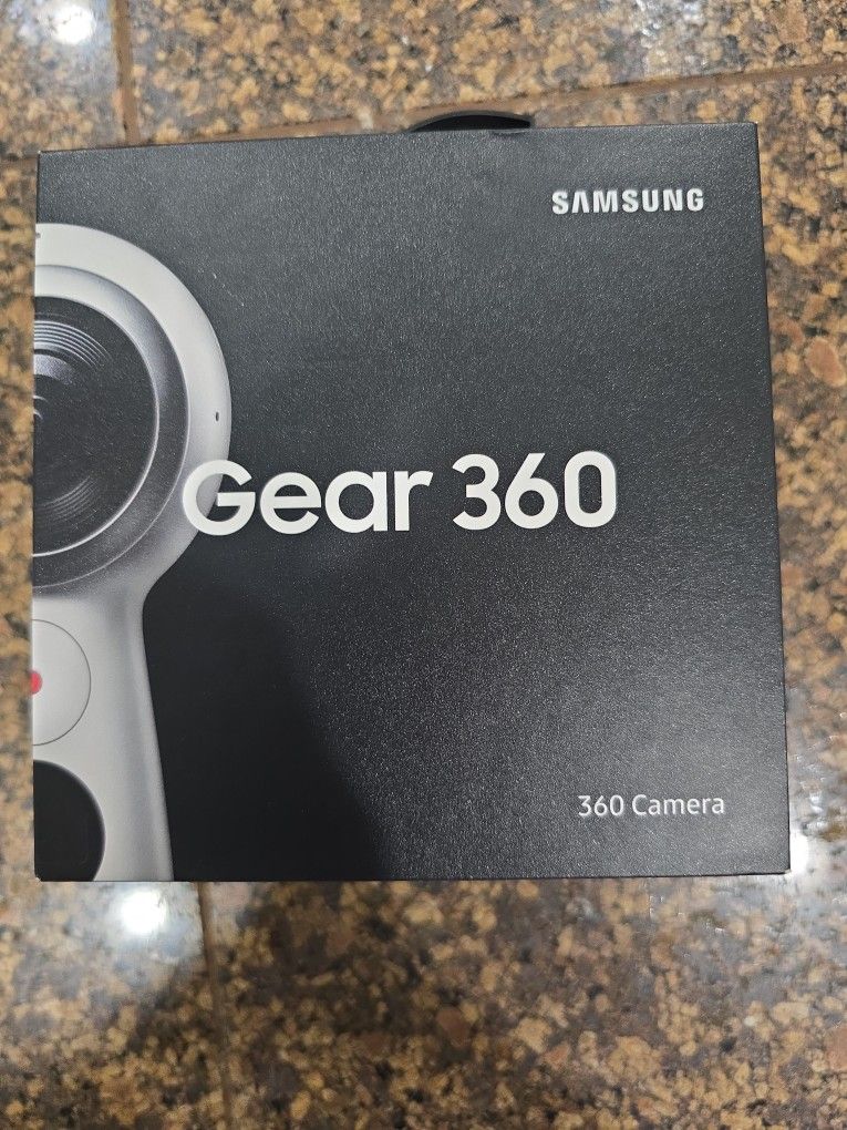 📸 Samsung Gear 360 Camera – VR / 360° Video & Photos – Like New
💲$90 OBO