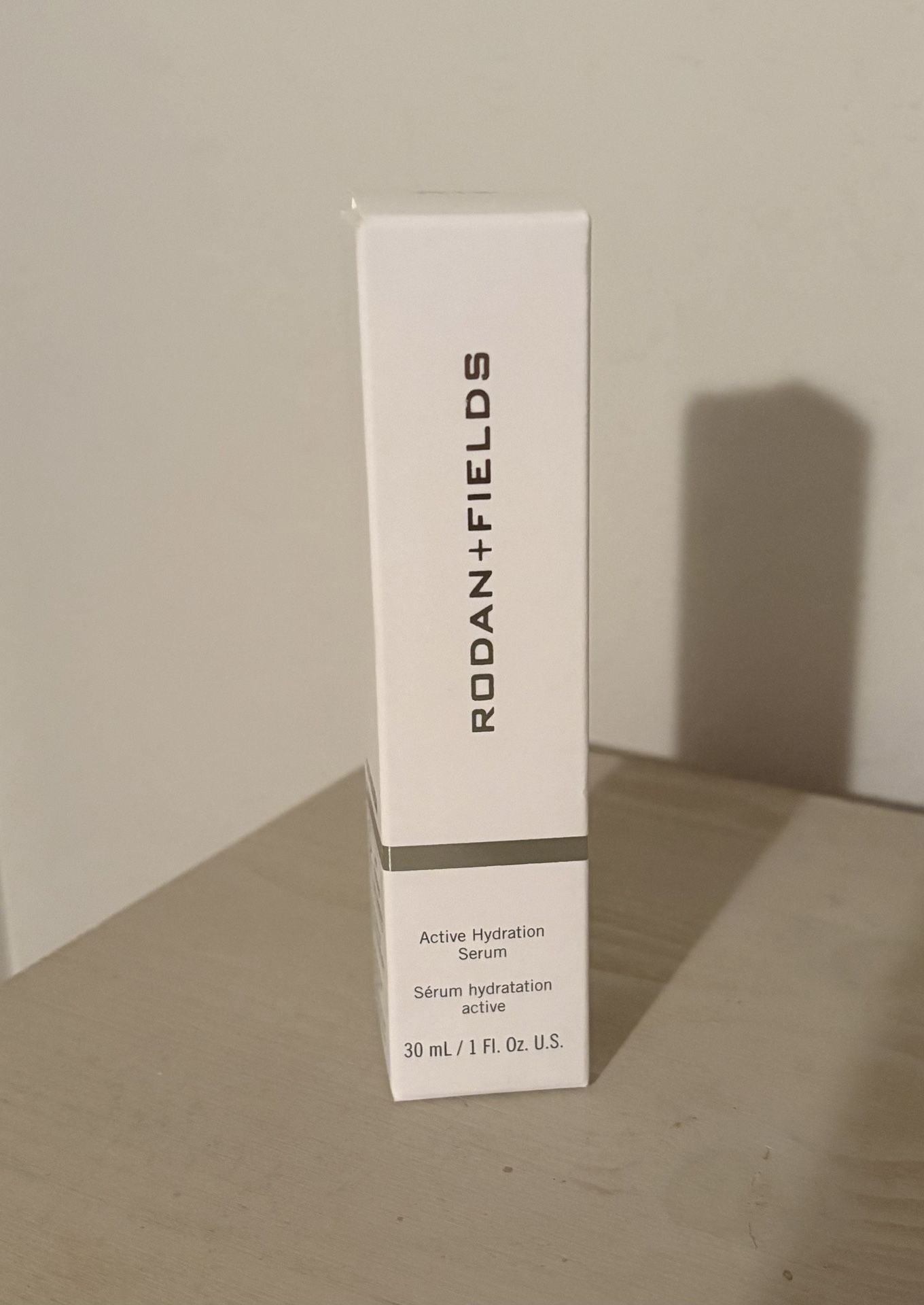 Rodan And fields active hydration Serum