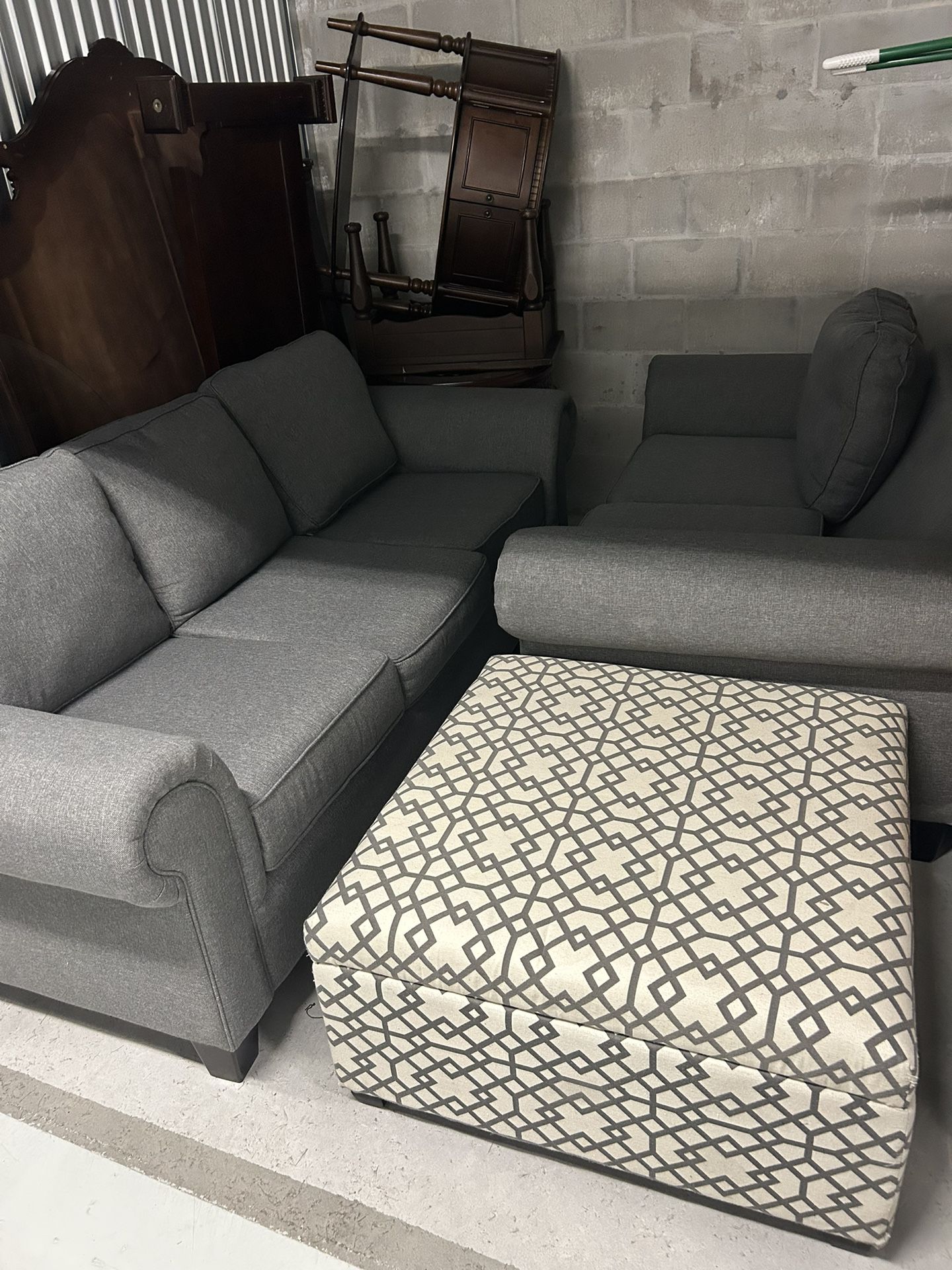 Beautiful Living Room Set for Sale in Orlando, FL - OfferUp