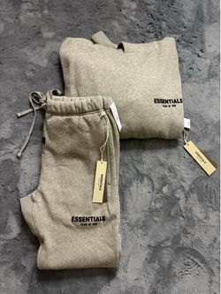 Essentials set