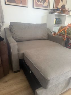 Pullout couch