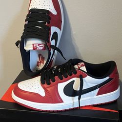 Air Jordan 1 Retro Low OG 8.5 Men