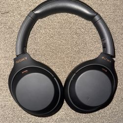Sony XM4 Headphones