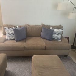 Living room Set With Ottoman