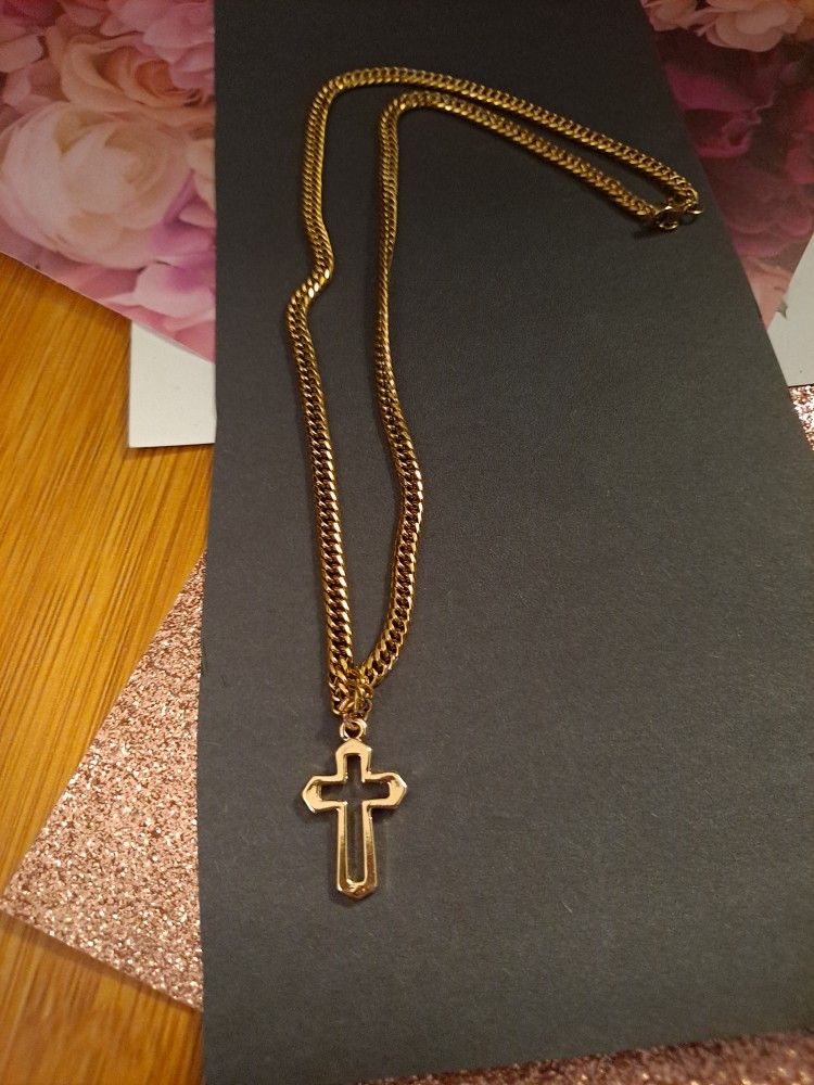 Gold Curb Link W/Pendant 