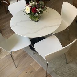 Four High-end Crate & Barrel Bentwood  Dining Chairs White Wood /Chrome  Legs Excellent Shape $249.00