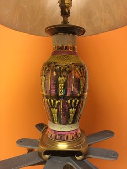 Decorative table lamp