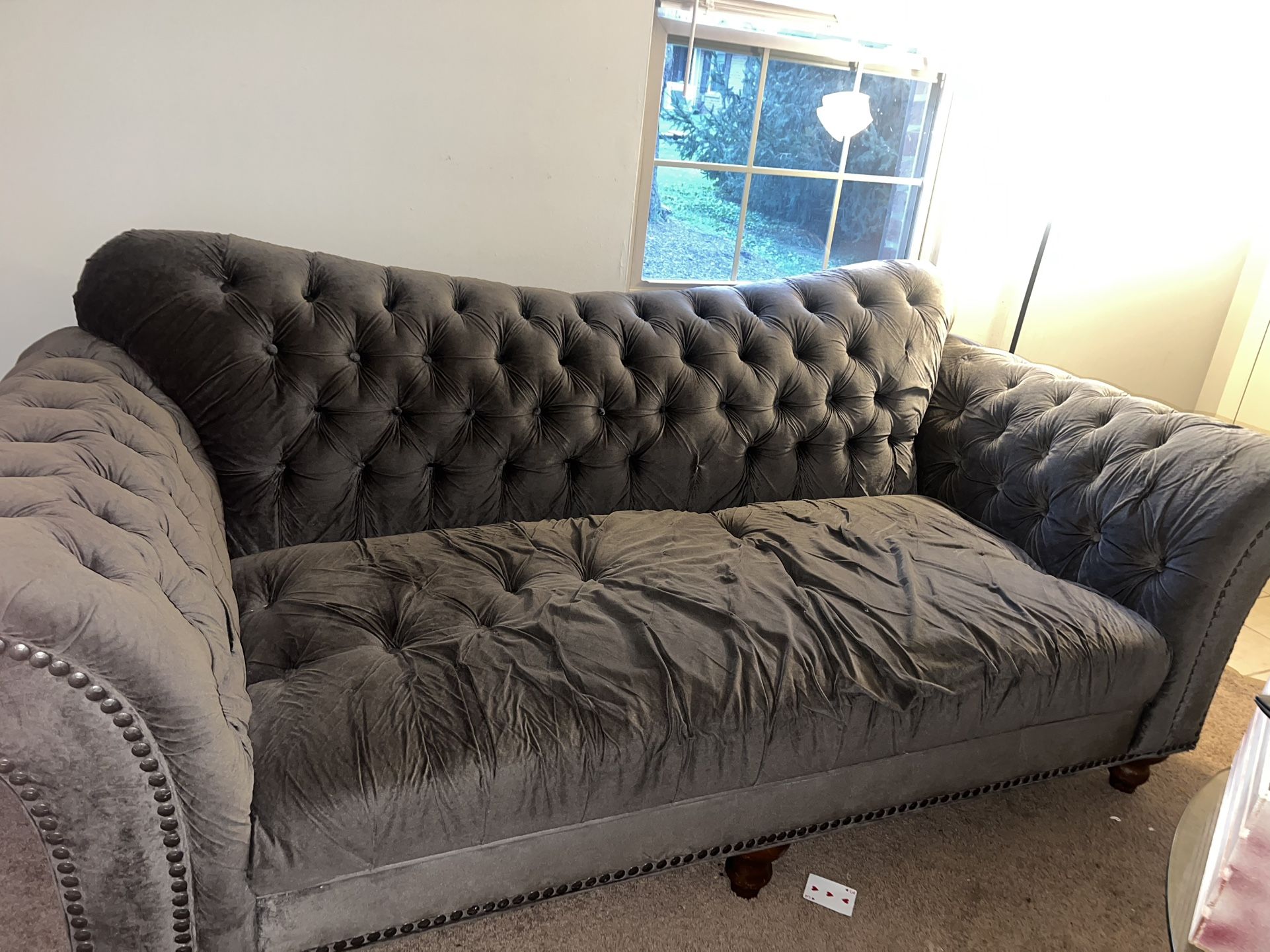 Free Couch 