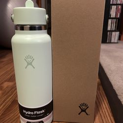 Hydro Flask 40 oz. Wide Mouth Bottle with Flex Straw Cap