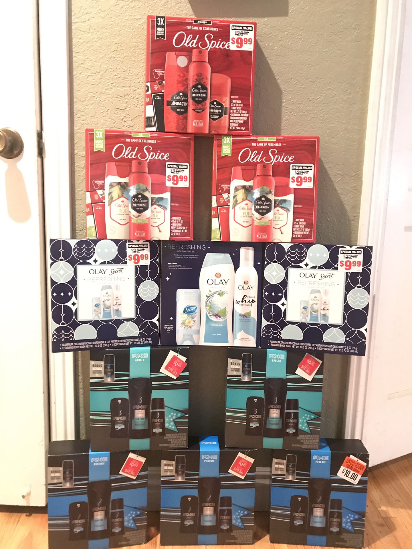 Axe Old Spice Olay Gift Sets $7 EA. Or 3/$20📍NO DELIVERY📍READ DESCRIPTION FOR LOCATION📍