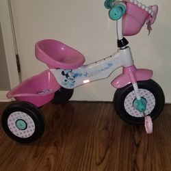 Minnie mouse kids tricycle 