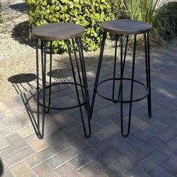 Set Of 2 Bar Stools 